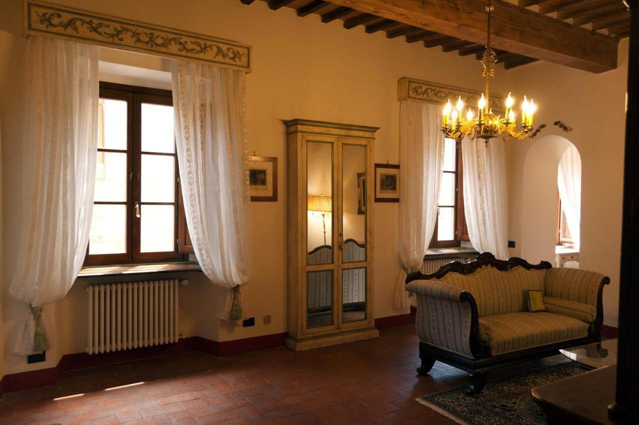 לינה וארוחת בוקר סן ג'ימיניאנו Palazzo Benucci מראה חיצוני תמונה